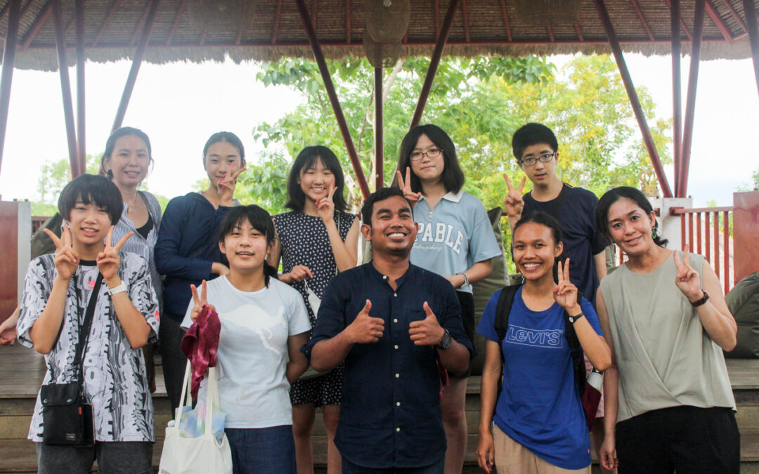 Japanese Students from Earth Company Visit ZeroWaste Center