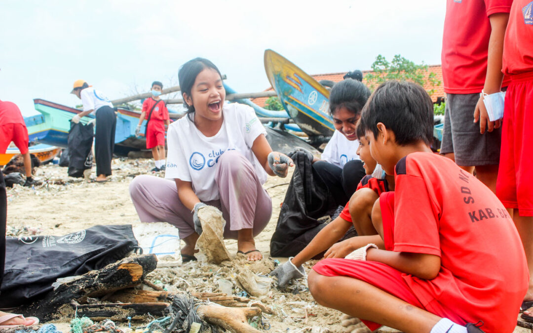 Turning the Tide on Trash: R.O.L.E. Foundation’s Kedonganan Beach Cleanup